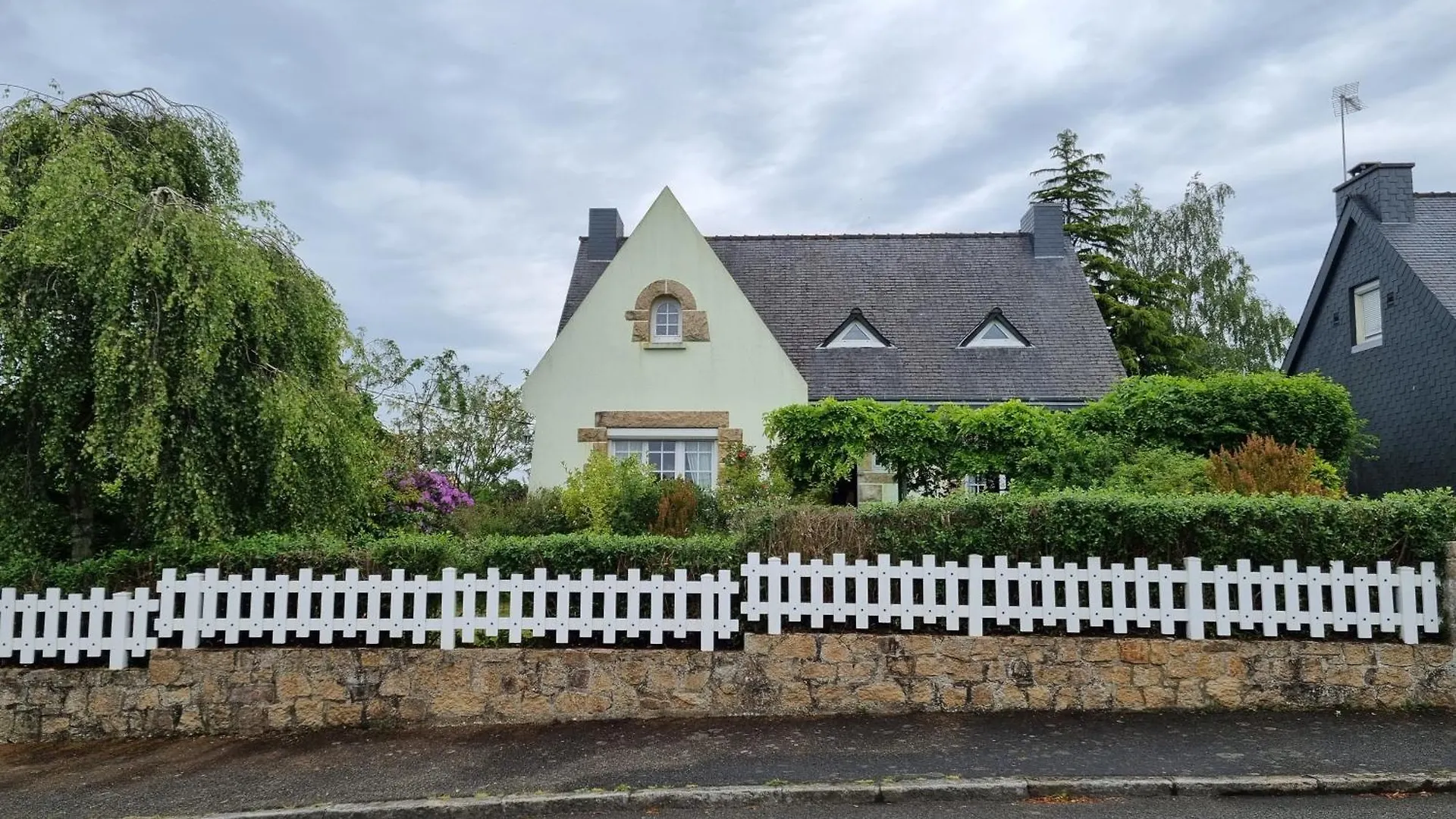 Holiday home Maison Familiale Neo Bretonne Plaintel